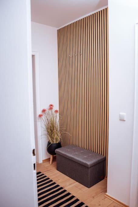 Green & Modern - City - Netflix - Wifi - 2 Person Есен Екстериор снимка